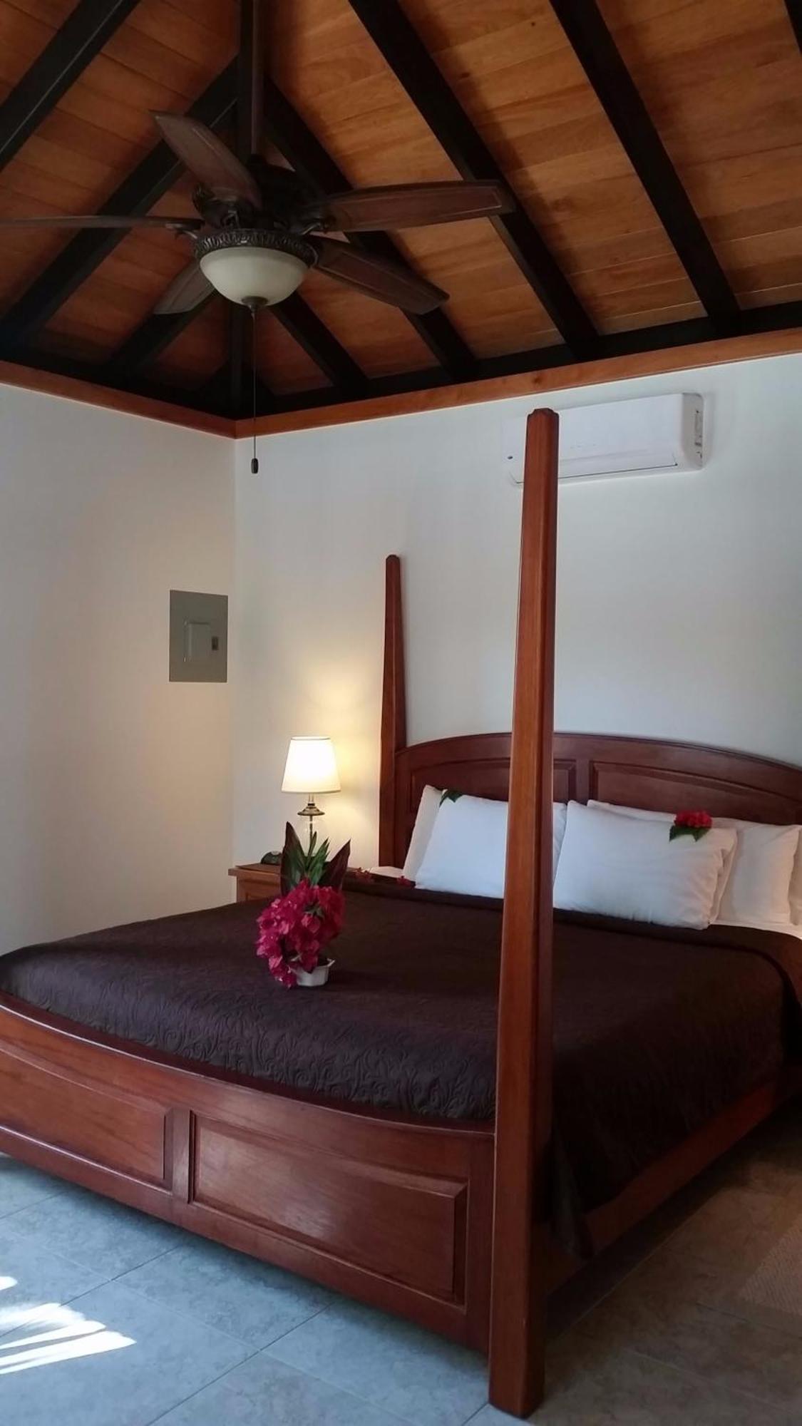 סן פדרו Cocotal Inn And Cabanas חדר תמונה